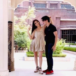 Aryaan Arora Instagram - maa ur safe 💙🧿 @_amira.arora