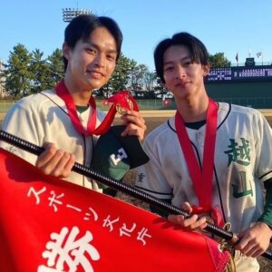 Asahi Itou Instagram - ☺︎
本当に心強かった！
切望していた親友との共演。嬉しかった。
下剋上球児で良かったなー。
#下剋上球児