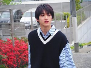 Asahi Itou Instagram - 23歳も☺︎
“今”の伊藤あさひを切り取ったフォトブック
「'23」
発売が決定しました。記念すべき5年目5冊目です！
⁡
都内での発売記念イベントも開催予定です、やっと会えますねー😌
来週頃、改めてお知らせさせてください！
そして、K-SHOPでは直筆サイン&宛名入り特典写真付きで販売予定です！
⁡
実はこれから撮ります。お楽しみに☺︎
23歳のうちなのでご安心を！
ということで、「'19」から「'22」までの4年間の振り返りを〜。わっかいな。