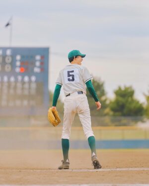 Asahi Itou Instagram - ⚾️
第8話ありがとうございました。
椿谷強くなったなー。
今までの越山、今の越山を背負った3年生だけのシーンが僕は好きでした。同時にすっげぇ寂しくなりました。
星葉戦、どう戦い成長していくのか、ぜひ見守ってください。
#下剋上球児