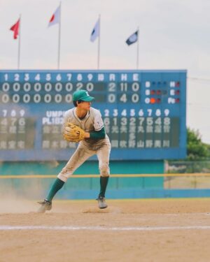 Asahi Itou Instagram - ⚾️
第8話ありがとうございました。
椿谷強くなったなー。
今までの越山、今の越山を背負った3年生だけのシーンが僕は好きでした。同時にすっげぇ寂しくなりました。
星葉戦、どう戦い成長していくのか、ぜひ見守ってください。
#下剋上球児