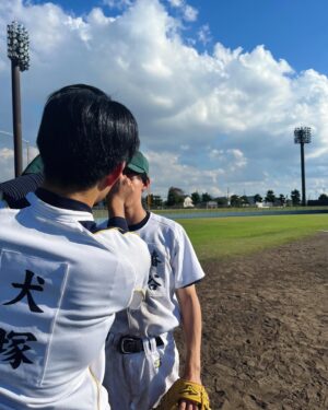 Asahi Itou Instagram - ⚾️
ついに僕たちの代。下剋上を果たす代。
キャプテンになりました🔥
みんなを引っ張るキャプテンではありません。
みんなを支えながら、頑張る背中を見せるキャプテンです。
まだまだ終わりません。熱い夏はここからです。
#下剋上球児