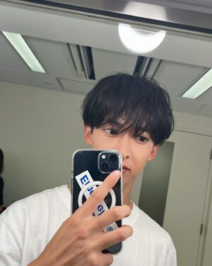 Asahi Itou Instagram - 😒🙂😶