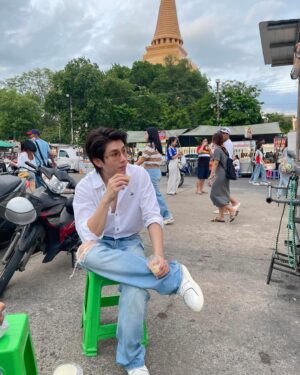 Asavapatr Ponpiboon Instagram - รับจ้างเฝ้าร้านครับจ้างได้.