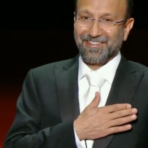 Asghar Farhadi Instagram - The jury memebers introduction at the 75th Festival de Cannes | ديشب در مراسم افتتاحيه هفتاد و پنجمين دوره فستيوال كن، گروه هیئت داوران معرفى شدند.