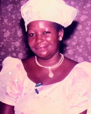 Ashionye Michelle Raccah Instagram - To my dearest Brother, To my sweet Mama, 
Today marks 3 years and 29 years since you both left.
I am thankful for the beautiful memories, and I will continue to cherish them. 🙏🏽🕊