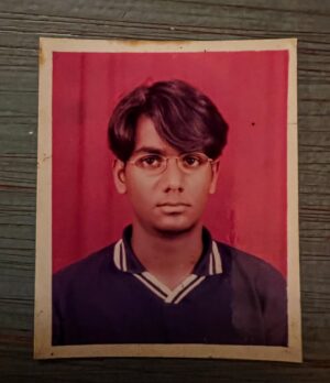 Ashish Shakya Instagram - Aaja meri learner's license waale Papa ke sneak out kiye hue Bajaj scooter pe baith jaa 🎺🎺