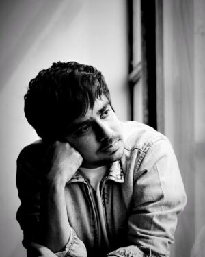 Ashish Verma Instagram - Portraits by @napmas_ 
Hair @talibshaikh__7666____ 
#stormworkshop