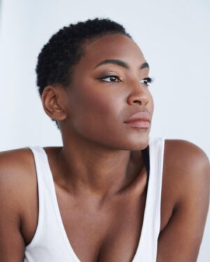 Ashleigh Morghan Instagram - Ya girl got some new photos for 2023. Super happy with how they came out. I sometimes get a little shy and nervous but I had a blast! ✨

📸: @joshlbutler_ 
💄: @a_d_makeup 

#photoshoot #photos #photoshoots #working #2023