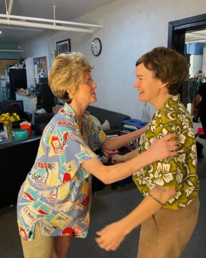 Ashley Bell Instagram - Backstage in a really special place w a bunch of really special people 🤍 3 shows left of @groundlingssundayco and wild sillies 
(majority of 📸: @ethelmermen) #backstage #running #sundaycompany #wigs #towels #dogs