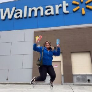 Ashley Davies Instagram - Jump for joy, moms! Just in time for your back to school shopping trips, Happy Grub is ON SALE at Walmart! See the link in my bio to find the participating locations. 

@eathappygrub @walmart #Walmart #Rollback #Discount #Savings #SaveMoney #LiveBetter