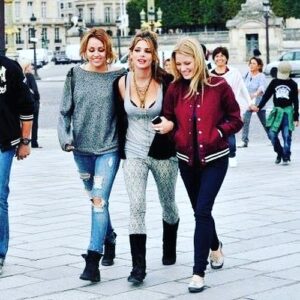 Ashley Grace Instagram - Who remembers LOL? #miley #movie #LOL #besties
