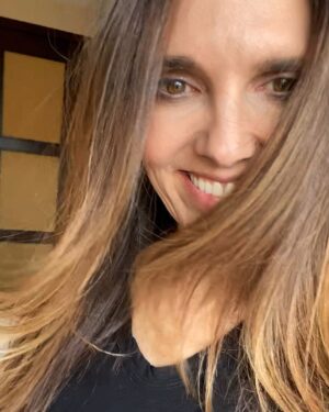 Ashley Laurence Instagram - Wishing everyone a wonderful weekend! ✨🕊 

. 

. 

#horrormovies #horrorclub #horrorfilm #horrorfilms #horrormovie #horrormovies #horrorgeek #horrornerd #horrorjunkie #horrorfan #horrorfans #horrorlife #horrorgram #instahorror #horrorfamily #horrorobsessed #ilovehorror #horrorfam #horrorlover #horror #hellraiser