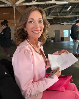 Ashley Mary Nunes Instagram - This girl is feeling Pretty GOOD in Pink after receiving news that @finalgirlsblood was selected into the 2024 @chicagohorror Film Festival running May 3-5 at the Facets Theater in Chicago, IL! We are honored and thrilled to be apart of the lineup. And I’m so proud of our FGBB team! 💙🙏🩷

Photo by @ken.saunders 

#ChicagoHorrorFilmFest
#ChicagoHorrorFilmFestival
#ChicagoHorror
#ScreamQueens
#FinalGirls
#IndieHorror
#PrettyInPink