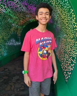 Ashley Mary Nunes Instagram - Happy SWEET 16 to this incredible kid. He is why my heart beats. ❤️

Happy Birthday, Justice! I love you more than life. 

#Sweet16 #SweetSixteen #BoyMom #HappyBirthday #MyHeart