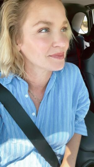 Ashley Scott Instagram - So ready for summer! While most of the country is already on summer break… We are knee-deep in the final stretch. This Momma is tired. 🤪 #summer2024 lets go!