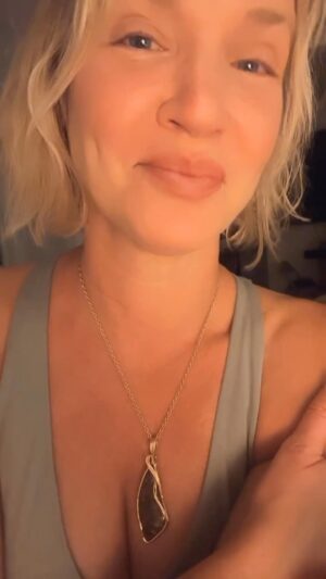 Ashley Scott Instagram - This is for all of us who grew up not understanding our value, our bright possibilities in the  world because you were told culturally you were less than.  Hang in there… we will all catch you when you fall. Prop you back up and we will charge… there is trauma. Lots of it but together we heal. #Bigloveahead #heal #healingvibrations #loveyourself #monroviaboy