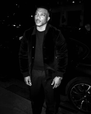 Ashley Walters Instagram - This is the place where you find out who’s up next! I’ve always loved coming to the @bifa_film and celebrating British independent films, that’s where I started. Shout out to all the winners, there are no losers here!

📸 @_faysalhassan.