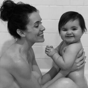 Ashlynn Yennie Instagram - Birthday Bath Pic 🛁 Holy Wow, they say it goes fast and yes, yes it does. Every year I take a birthday bath with Viv to celebrate her coming into this world … this year we barely fit in our tiny tub together, when I said smile she stuck her tongue out and there were a lot of naked Barbies that joined us 😂💓👻🥹 #mygirl #birthdaybath #tradition #waterbirth #birthdaysuit #thisisfour