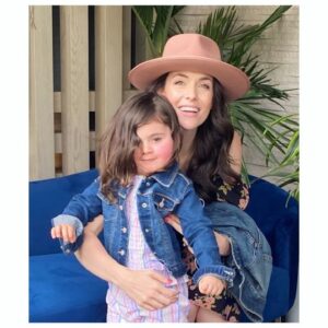 Ashlynn Yennie Instagram - Feeling all the 💕💕💕today !! I’ve also decided to start saying I am 40 so people tell me how good I look 😜.... #birthday #love #anotheryear #celebrate