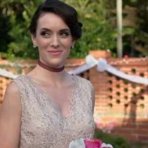 Ashlynn Yennie Instagram - 💗 Time for a little Tease & RomCom Cheese 💗 Told you all I could play a sweetheart! Enjoy this little teaser from my new RomCom HEART OF THE MANOR 💗 I don’t have release details yet but will let you all know soon xoxo