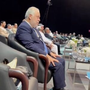 Ashraf Zaki Instagram - تكريمى فى المنتدى الدولى للاتصال الحكومى بالشارقة