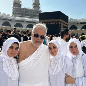 Ashraf Zaki Instagram - اللهم انك عفو كريم تحب العفو فاعف عنا 🙏🙏
@rogenaofficial 
@mayathezaki 
@mariaamzaky