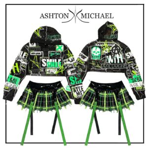Ashton Michael Instagram - 💚🖤AVRIL🖤💚
.
@avrillavigne on tour for “Greatest hits tour” in custom Ashton Michael crust punk patch hoodie and plaid garter skirt . When we say custom . We mean just that . . . 
.

📸 @skylerbarberio 
.
.
.
#ashtonmichael #avrillavigne #punkprincess #greatesthitstour #punktsugicollection