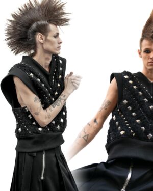 Ashton Michael Instagram - ⛓️ZACK ⛓️
.
@zackshoots  captured behind the scenes for Ashton Michael #punktsugicollection  by Myriam Santos 
.
📸 @masklab 
.
. 
makeup
Key makeup James Vincent
@jvincentmakeup for @nobasura_clubhouse 
@danessa_myricks @danessamyricksbeauty for sponsoring. 

Makeup team
@ozzie__g__
@caitlincwyman 
@hollymarkert
@luigichamorro 
@rickieangel.artistry 
@alisa_yasuda

Hair 
Key hair: Noogie Thai
@noogiethai

Hair team:
Joey Rodrigues - @joeyrodrigueshair 
Paula Peralta - @thepaulaperalta
Christy Tagatac - @christytagatac
Henry Sanchez - @Henrydesalazar

Casting 
Hanna Isaksson - @hannai_me
Alabama Blonde - @alabamablonde
Chanel Perrillo - @shutupchanel