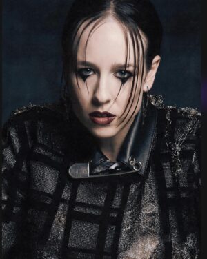 Ashton Michael Instagram - 🧷ALLIE X🧷

@alliex for @abookof  in Ashton Michael #punktsugicollection  distressed metallic knit plaid sweater and pierced crop button up 
.

Photography: Kaio Cesar @kaiocsr 
Interview: Katarina La Poll @katuhhreenuh
Stylist: Joshua Alan Clark @joshualanclark
Hair: Andi Ojeda @andiohheyduhh
Make Up: Tatiyana Elias @tatiyanaelias 
Art: Nick Eiser @nickeiser
Producer: Jesse Zapatero @jessezapatero
Stylist Assistant: Erick Garnica @erickgarnica 
Editor-in-Chief: Irvin Rivera @graphicsmetropolis
Location: @gmstudiodtla