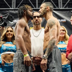 Ashton Sylve Instagram - Strictly business 
#HardWorkMakesEasyWork
Tune in tomorrow LIVE ON DAZN
@daznboxing #PaulDiaz

📸 @justicewebberr