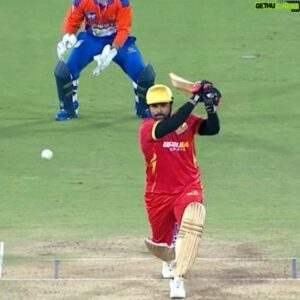 Ashwin Babu Instagram - Another day, another fine batting display from @actorashwin in #CCLSeason10 🔝🏏

#SonySportsNetwork #CCL #CelebrityCricketLeague | @cclt20