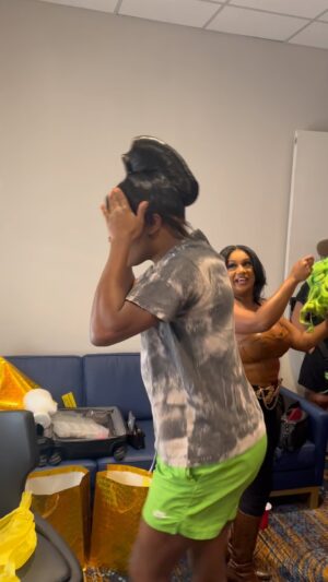 Asia O'Hara Instagram - Every time I get a new church wig from @edwardsizzahands2.0