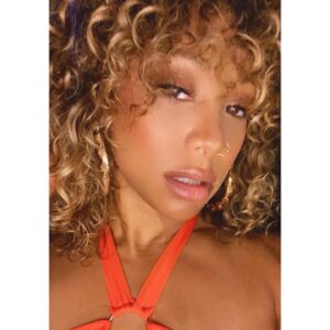 Asia'h Epperson Instagram - Glowing from the inside out!✨