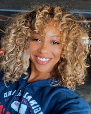 Asia'h Epperson Instagram - It’s face that I’m giving. Purpose that I’m living. 🤩

#godisgoodallthetime #selfie #photodump #tuesday