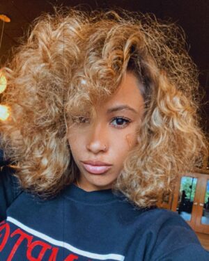 Asia'h Epperson Instagram - I love my hair because It’s a reflection of my soul. It’s soft, it’s strong. It’s textured, It’s difficult. It’s easy, it’s kinky and It’s fun. It’s My hair! It’s Me!🤎