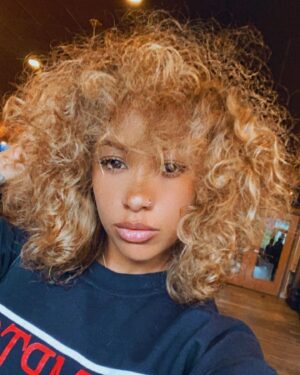 Asia'h Epperson Instagram - I love my hair because It’s a reflection of my soul. It’s soft, it’s strong. It’s textured, It’s difficult. It’s easy, it’s kinky and It’s fun. It’s My hair! It’s Me!🤎