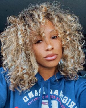 Asia'h Epperson Instagram - It’s face that I’m giving. Purpose that I’m living. 🤩

#godisgoodallthetime #selfie #photodump #tuesday
