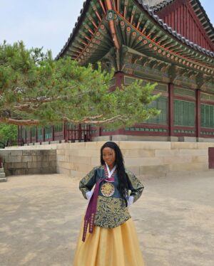 Asjha Cooper Instagram - annyeonghaseyo umm banana