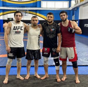 Askar Askarov Instagram - grappling day🔥#30#дней#добоя#