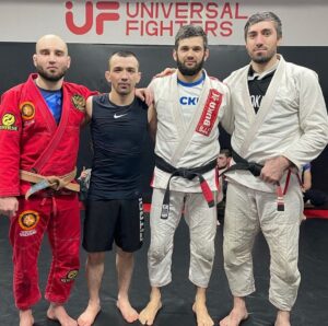 Askar Askarov Instagram - Подготовка проходит на уровне, лучшие своём деле !🔥🔥🔥