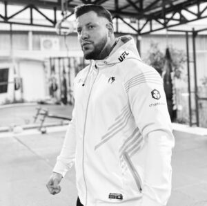 Askar Mozharov Instagram - 