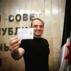 Askold Zapashnyy Instagram - 🇷🇺 Теперь официально кандидат в депутаты Государственной Думы Российской Федерации восьмого созыва по одномандатному избирательному округу Удмуртская республика - Ижевский одномандатный избирательный округ #34.
🇬🇧 Now officially a candidate for deputies of the State Duma of the Russian Federation of the eighth convocation in the single-mandate electoral district of the Udmurt Republic - Izhevsk single-mandate electoral district #34.
#выборы #госдума #думарф #кандидатвдепутаты #аскольдзапашный #election #duma #candidate #askoldzapashny