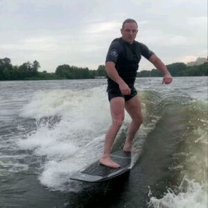 Askold Zapashnyy Instagram - 🇷🇺 Никогда не сдавайся! - так мне постоянно говорил папа. Любые старания всегда вознаграждаются результатом. С сегодняшнего дня план выкрутить 360° на вейк сёрфе - в копилке "выполнено". Большое спасибо моему тренеру @alex_komrakov за веру в меня и группе поддержки в лице семьи и друзей за неповторимые эмоции!
🇬🇧 Never give up! - that's what my dad always told me. Any efforts are always rewarded with the result. From today, the plan to make the trick 360° on wake surf is marked as "done". Many thanks to my coach @alex_komrakov for believing in me and to the support group represented by family and friends for the unique emotions!
#вейксёрф #новыйтрюк #нунаконецто #какоймолодец #айдааскольдик #нетталантавозьмёмупрямством #кручуверчу #запутатьхочу #ивсётакионвертится #поехали #аскольдзапашный #устроилитутцирк #wakeserfing #newtrick #done #complited #goodboy #askoldzapashny