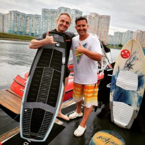 Askold Zapashnyy Instagram - 🇷🇺 Никогда не сдавайся! - так мне постоянно говорил папа. Любые старания всегда вознаграждаются результатом. С сегодняшнего дня план выкрутить 360° на вейк сёрфе - в копилке "выполнено". Большое спасибо моему тренеру @alex_komrakov за веру в меня и группе поддержки в лице семьи и друзей за неповторимые эмоции!
🇬🇧 Never give up! - that's what my dad always told me. Any efforts are always rewarded with the result. From today, the plan to make the trick 360° on wake surf is marked as "done". Many thanks to my coach @alex_komrakov for believing in me and to the support group represented by family and friends for the unique emotions!
#вейксёрф #новыйтрюк #нунаконецто #какоймолодец #айдааскольдик #нетталантавозьмёмупрямством #кручуверчу #запутатьхочу #ивсётакионвертится #поехали #аскольдзапашный #устроилитутцирк #wakeserfing #newtrick #done #complited #goodboy #askoldzapashny