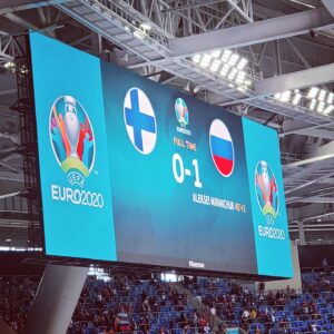 Askold Zapashnyy Instagram - 🇷🇺 Поздравляю нашу национальную сборную по футболу с победой над командой Финляндии. Болели всей душой! Желаю парням дальнейших побед! Ура!!!
🇬🇧 I congratulate our national soccer team on the victory over the Finnish team. We were worried from the bottom of our hearts! I wish the guys further victories! Hurray!!!
#УЕФА #Евро2020 #футбол #болеемзанаших #россияфинляндия #победа #UEFA #EURO2020 #soccer #russiafinland