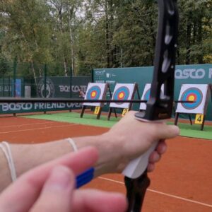 Askold Zapashnyy Instagram - 🇷🇺 Ежегодно по приглашению Михаила Куснировича и компании @bosco_ru с удовольствием принимаю участие в благотворительном мероприятии "Bosco tennis club", которое в этом году организованно совместно с фондом @friendsfund . Вместе с @tatiana_navka позанимался утренней гимнастикой, в компании с @alenasviridova и членами Олимпийской сборной по стрельбе из лука пострелял по мишеням, получив заряд отличного настроения на весь день. По уверению устроителей состязаний, не первый год показываю очень хороший результат в стрельбе из лука и каждый раз прохожу во второй этап соревнований. Но, к своему большому сожалению каждый раз вынужден убегать на работу, т.к. в выходные дни у нас всегда проходят шоу. Было бы интересно попробовать свои силы до самого конца соревнования, но, увы и ах...
🇬🇧 Every year, by the invitation of Mikhail Kusnirovich and @bosco_ru , I am happy to take part in the charity event "Bosco tennis club", which this year is organized jointly with the @friendsfund foundation. Together with @tatiana_navka, I worked out morning gymnastics, in the company of @alenasviridova and members of the Olympic Archery team, I shot at targets, getting a charge of excellent mood for the whole day. According to the organizers of the competitions, it is not the first year that I have shown a very good result in archery and every time I pass to the second stage of the competition. But, to my great regret, I have to run away to work every time, because we always have shows on weekends. It would be interesting to try my hand until the very end of the competition, but, alas and ah...
#боско #теннисныйклуб #благотворительность #мероприятие #спорт #стрельбаизлука #аскольдзапашный #аскольд #запашный #михаилкуснирович #фонддрузья #bosco #boscotennisclub #charity #sport #archery #askoldzapashny #zapashny #askold