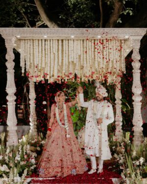 Asmita Sood Instagram - “Be foolishly in love,because love is all there is.” ♥️ 
Outfit : @rimpleandharpreet 
Jewellery : @raabtabyrahul 
MUA : @chandnisinghstudio 
Photographer : @epicstories.in 
Wedding Planner : @mpirevents 
#chasingsunsetsforever #foreverandbeyond #infinitelove #mrandmrs #love