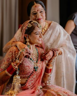Asmita Sood Instagram - “Be foolishly in love,because love is all there is.” ♥️ 
Outfit : @rimpleandharpreet 
Jewellery : @raabtabyrahul 
MUA : @chandnisinghstudio 
Photographer : @epicstories.in 
Wedding Planner : @mpirevents 
#chasingsunsetsforever #foreverandbeyond #infinitelove #mrandmrs #love