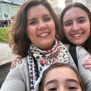 Assunção Cristas Instagram - A chegar à Avenida!!! 🎉